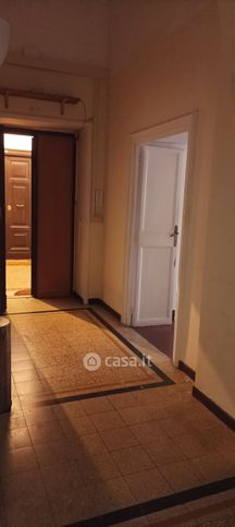 Ufficio in commerciale in Via Ovidio