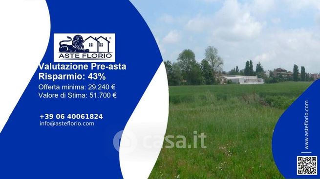 Terreno agricolo in commerciale in Via Enrico Mattei