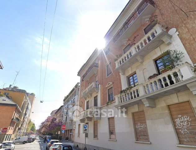 Appartamento in residenziale in Via Carlo Poerio