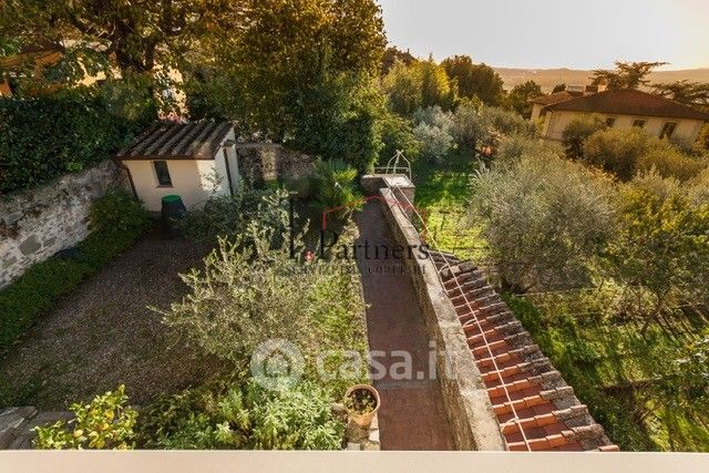 Casa indipendente in residenziale in Via Santa Maria