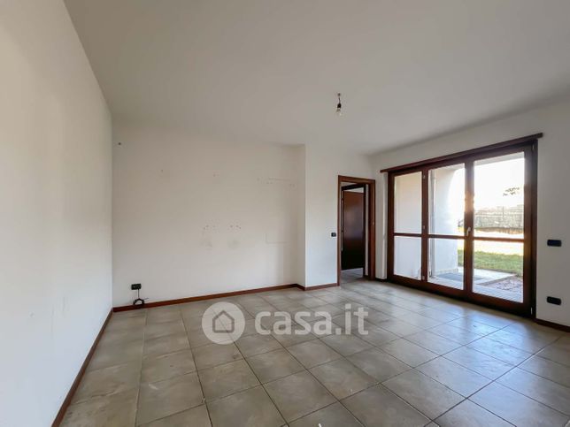 Appartamento in residenziale in Via Fiammenghini