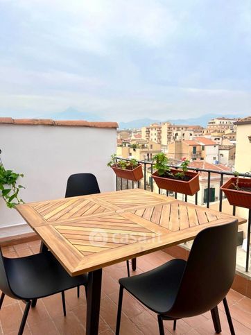 Attico/mansarda in residenziale in Via Maqueda 232