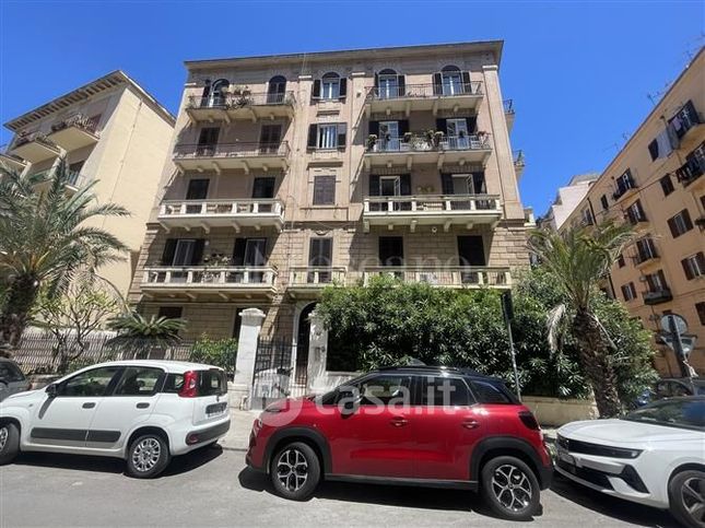 Appartamento in residenziale in Viale Regina Margherita