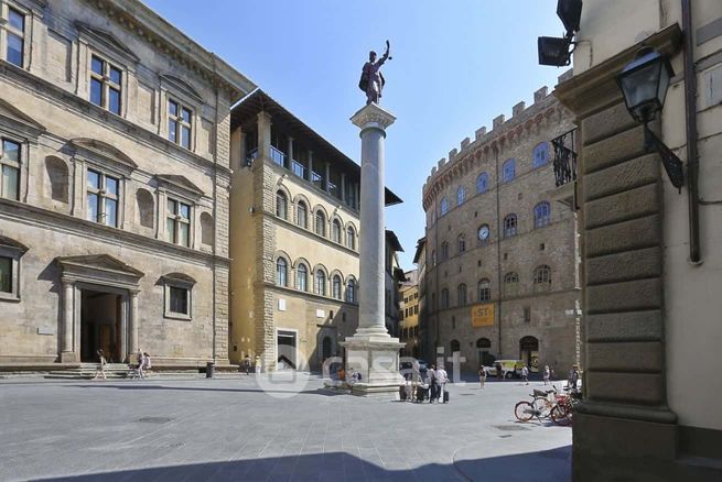 Appartamento in residenziale in Via del Parione 4