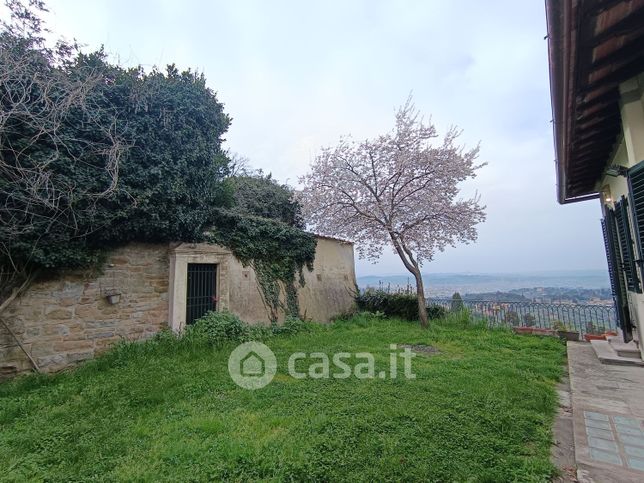 Appartamento in residenziale in Via Trieste