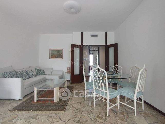 Appartamento in residenziale in Via XV Martiri 2