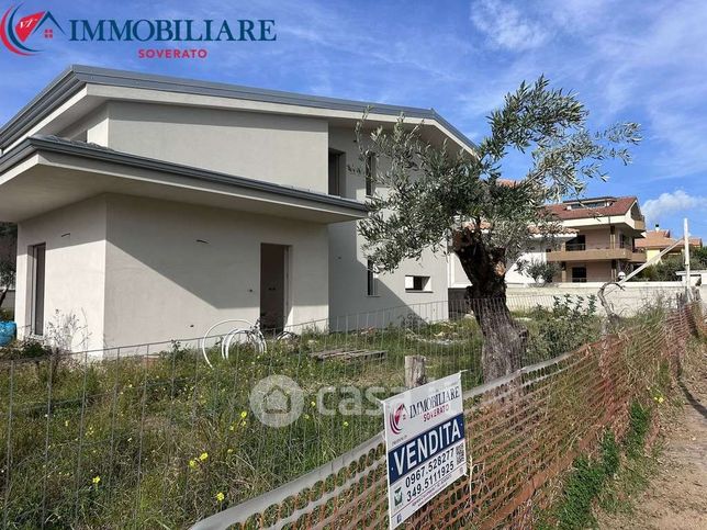 Villetta a schiera in residenziale in Via Catanzaro