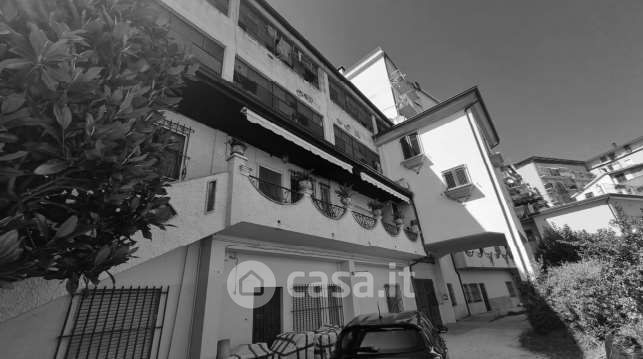 Capannone in commerciale in Viale Felice Cavallotti