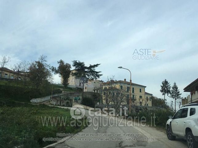 Terreno agricolo in commerciale in Viale Adriatico