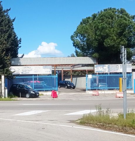 Capannone in commerciale in provinciale per lecce 7