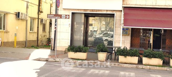 Ufficio in commerciale in 