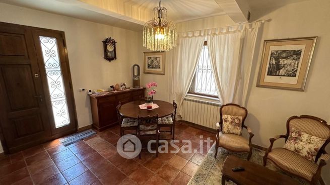 Villetta a schiera in residenziale in Via Vecchializia