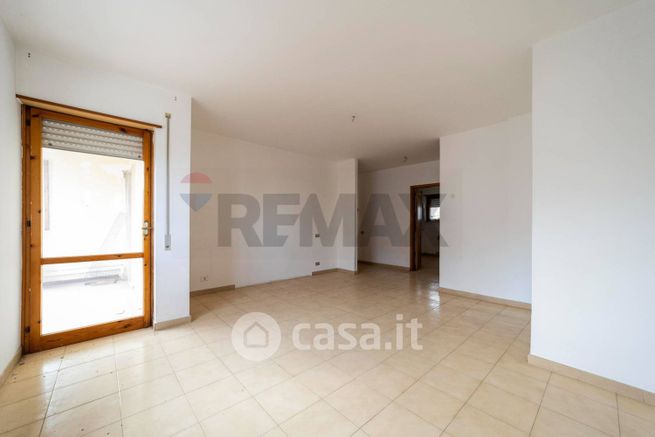 Appartamento in residenziale in Via Giorgio La Pira 11