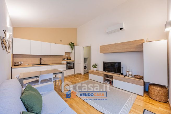 Appartamento in residenziale in Via Costa 37