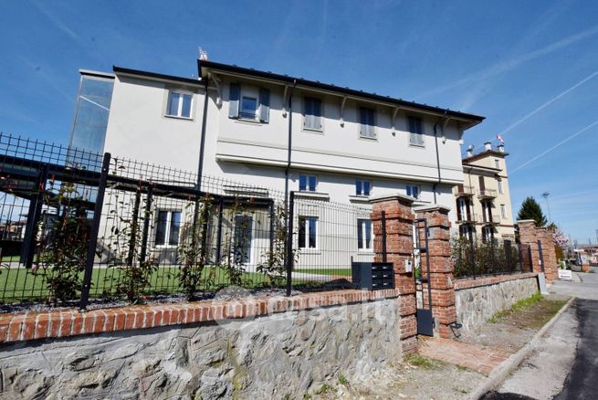 Appartamento in residenziale in Via Saluzzo 3