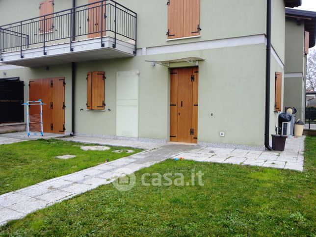 Villetta a schiera in residenziale in Via Spadoni 2