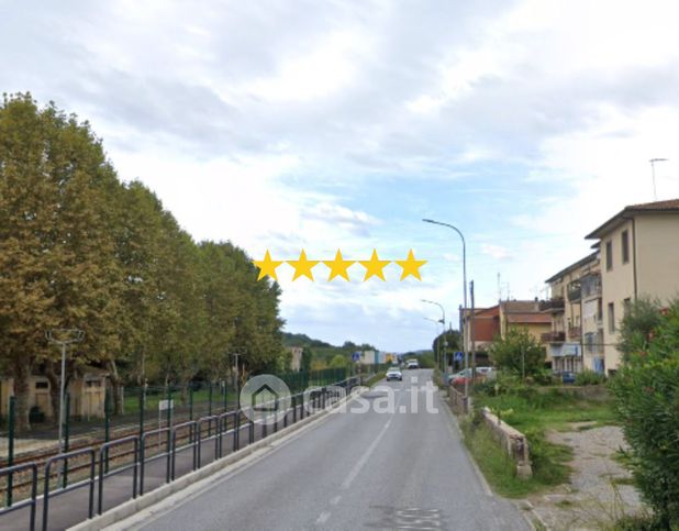 Appartamento in residenziale in Strada Statale 68 di Val Cecina