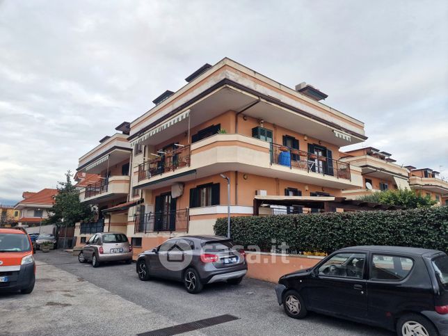 Appartamento in residenziale in Via Staffetta