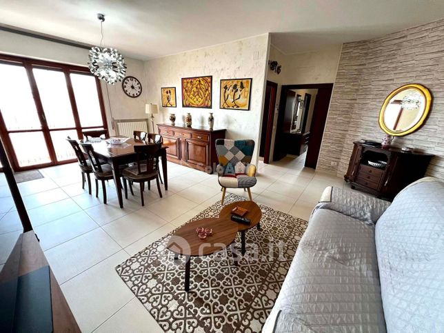 Appartamento in residenziale in Via Palmaria 4