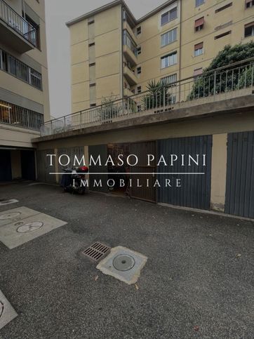 Garage/posto auto in residenziale in Via Giovanni Lanza 15