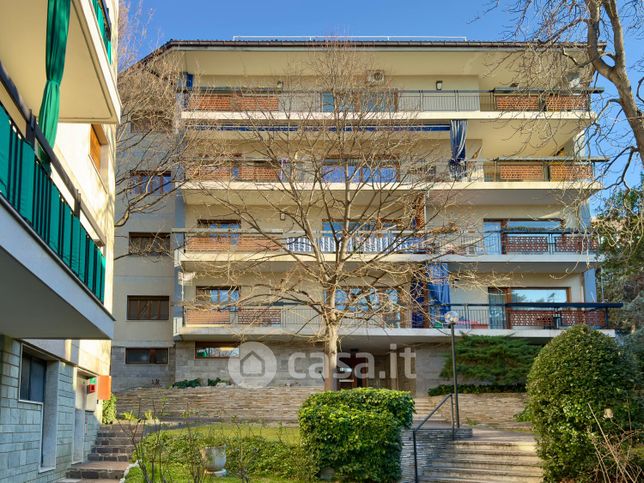 Appartamento in residenziale in Viale Miramare 129