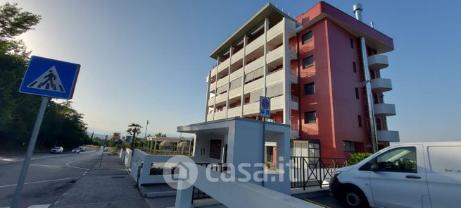 Appartamento in residenziale in Via Alfredo Paolella