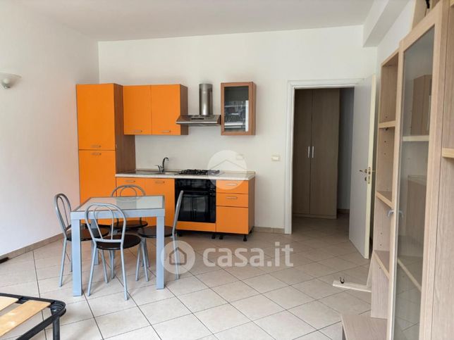 Appartamento in residenziale in Via Cesare Battisti 40