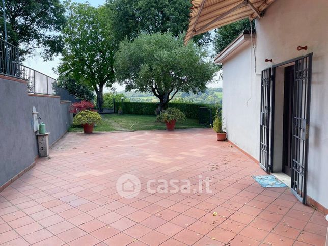 Casa indipendente in residenziale in Via Marziale Cerutti