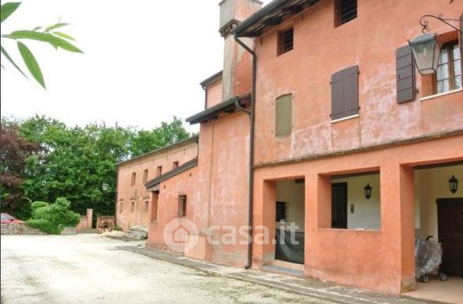 Appartamento in residenziale in Via Schiavonia