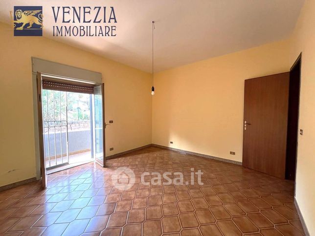 Appartamento in residenziale in Via Lido