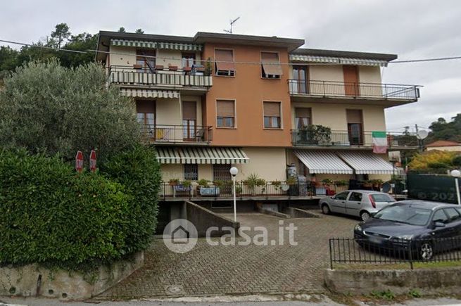 Appartamento in residenziale in Via Termo 148