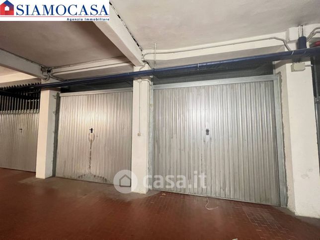 Garage/posto auto in residenziale in Via Trotti 41