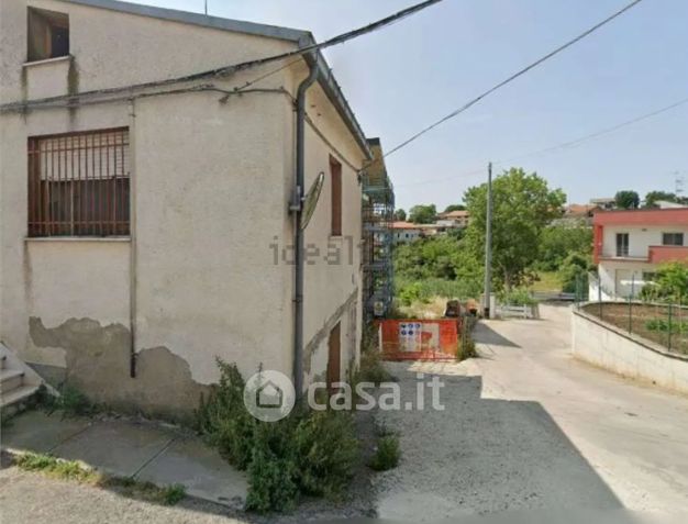 Casa indipendente in residenziale in Contrada Villa Andreoli 16