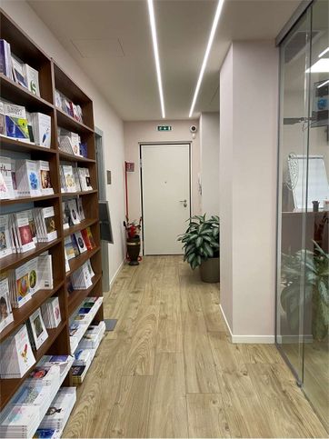 Ufficio in commerciale in Corso Magenta 83