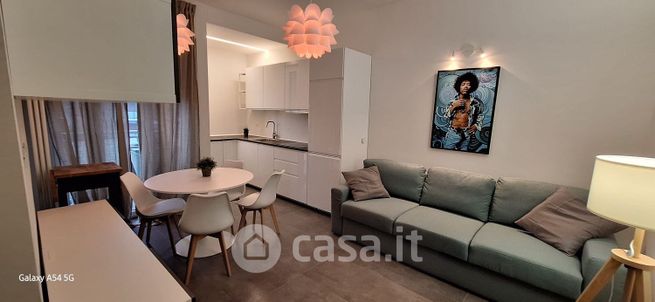 Appartamento in residenziale in Via Francesco Predabissi 6