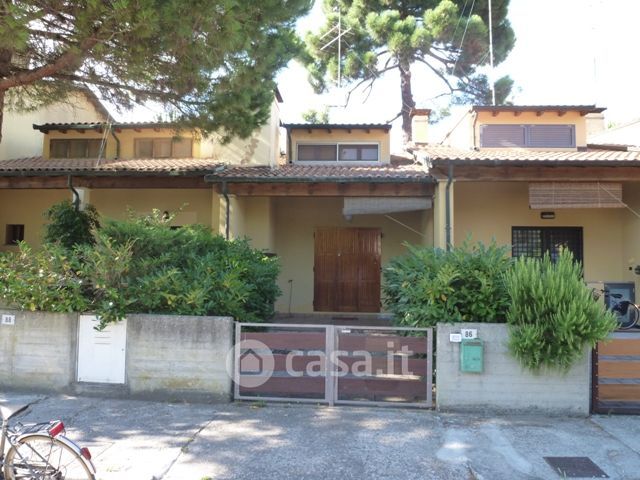 Villetta a schiera in residenziale in Via dei Frassini 71