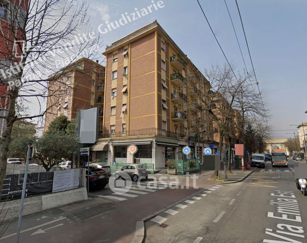 Appartamento in residenziale in Via Dante Gibertini 1