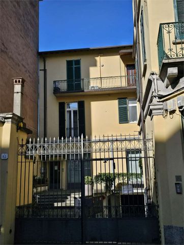 Appartamento in residenziale in Via Maurizio Monti 13