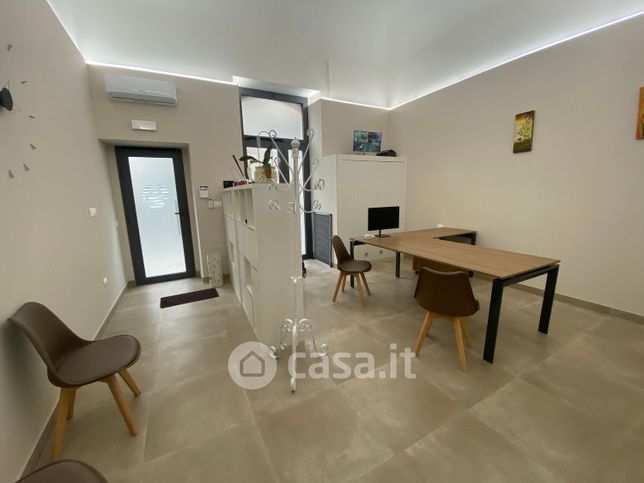 Ufficio in commerciale in Via Antonio Paternò di San Giuliano