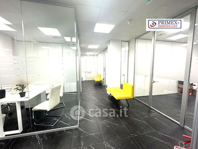 Ufficio in commerciale in BENEDETTO CROCE