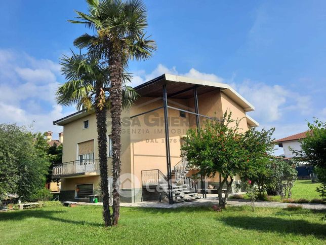 Villa in residenziale in Via Cascina Colombera