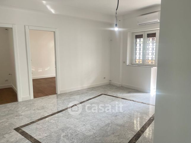 Appartamento in residenziale in Via Filippo Antonio Gualterio 56