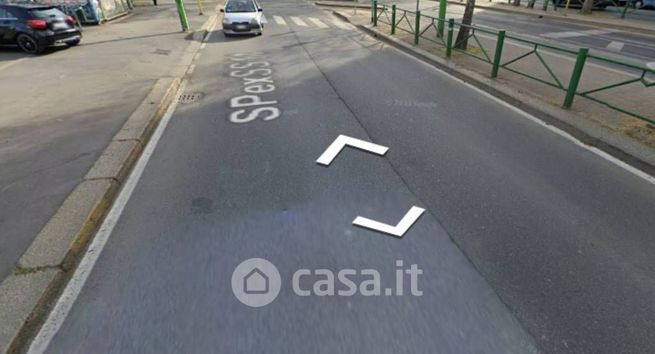 Box/posto auto in residenziale in Viale Tibaldi