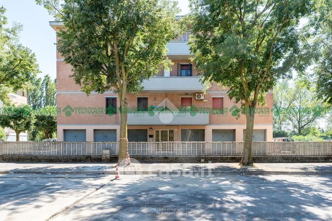 Appartamento in residenziale in Via Liguria 47