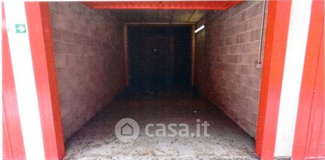 Garage/posto auto in residenziale in Via Carlo Imbonati 62 /2