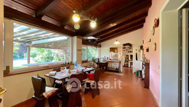 Casa indipendente in residenziale in Via Monforte