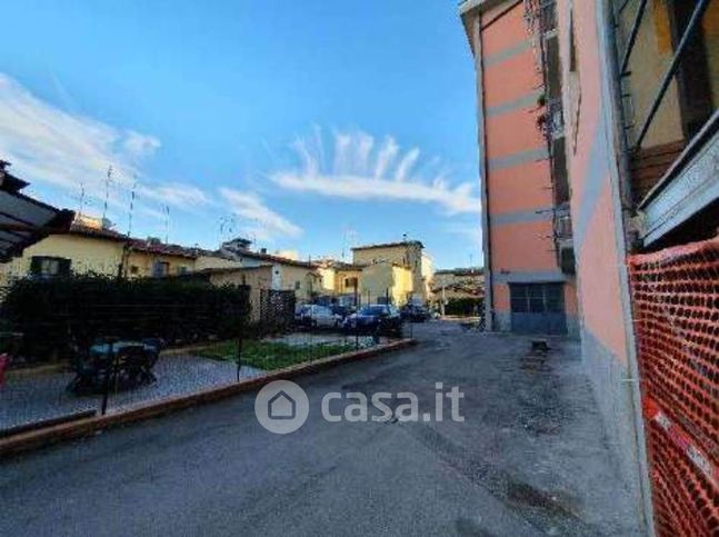 Box/posto auto in residenziale in Via Fausto Sestini 20