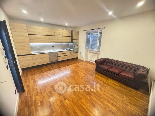 Appartamento in residenziale in Via dei Prati Fiscali Vecchia