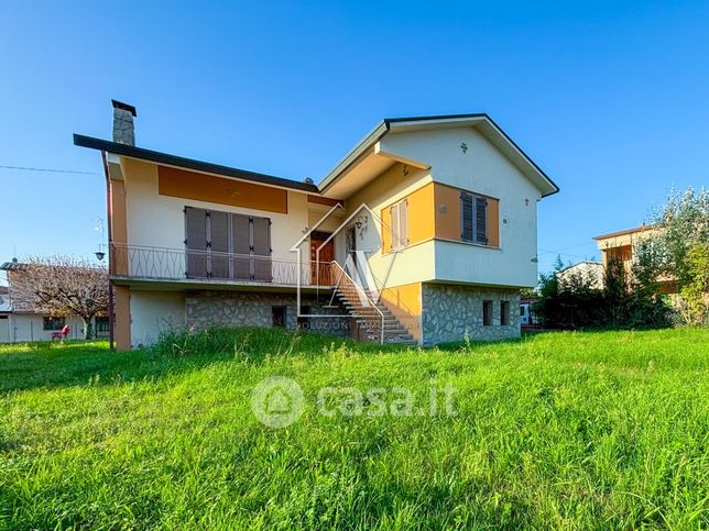 Casa indipendente in residenziale in Corso Giuseppe Garibaldi 50