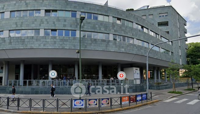 Ufficio in commerciale in Viale Alcide de Gasperi 14